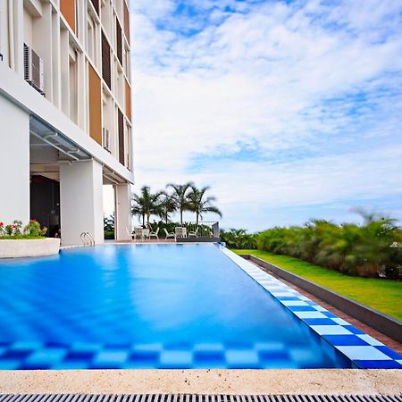 Eon Centennial Soho Hotel Cebu Stadt Exterior foto