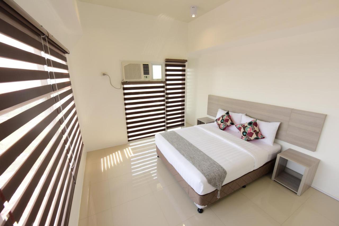 Eon Centennial Soho Hotel Cebu Stadt Exterior foto